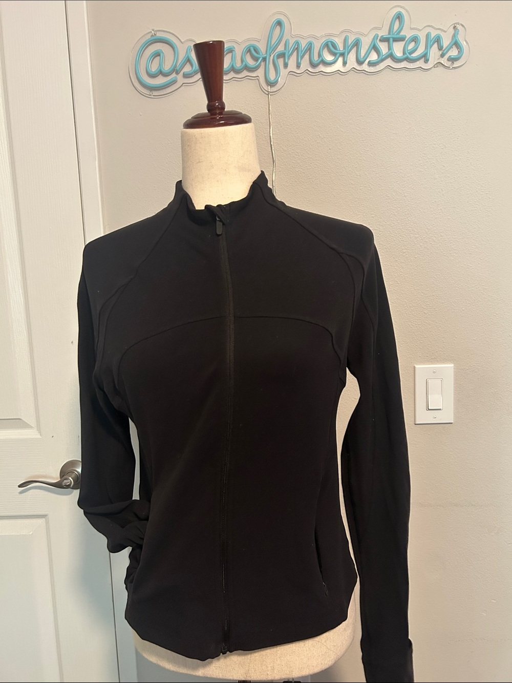 lululemon athletica Black Full-Zip Jacket